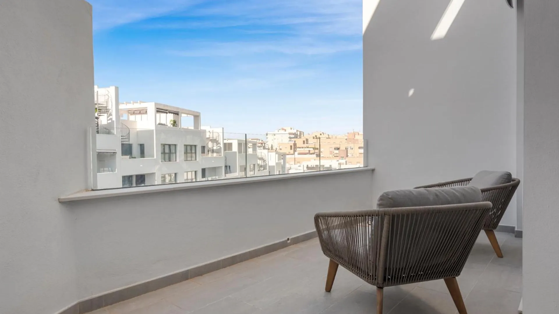 Casa Los Vecinos - Luxury Rooftop Penthouse Estepona 0*,  Spain