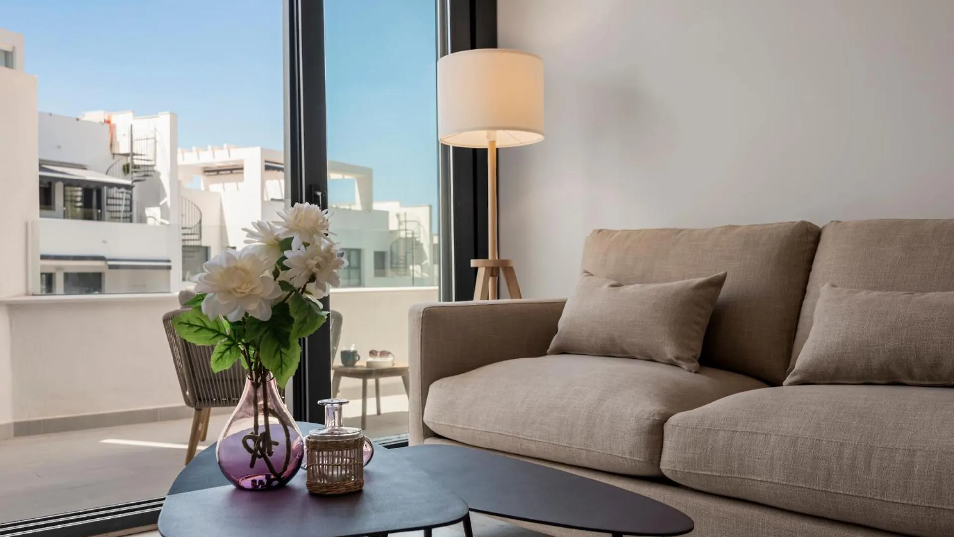 Casa Los Vecinos - Luxury Rooftop Penthouse Estepona