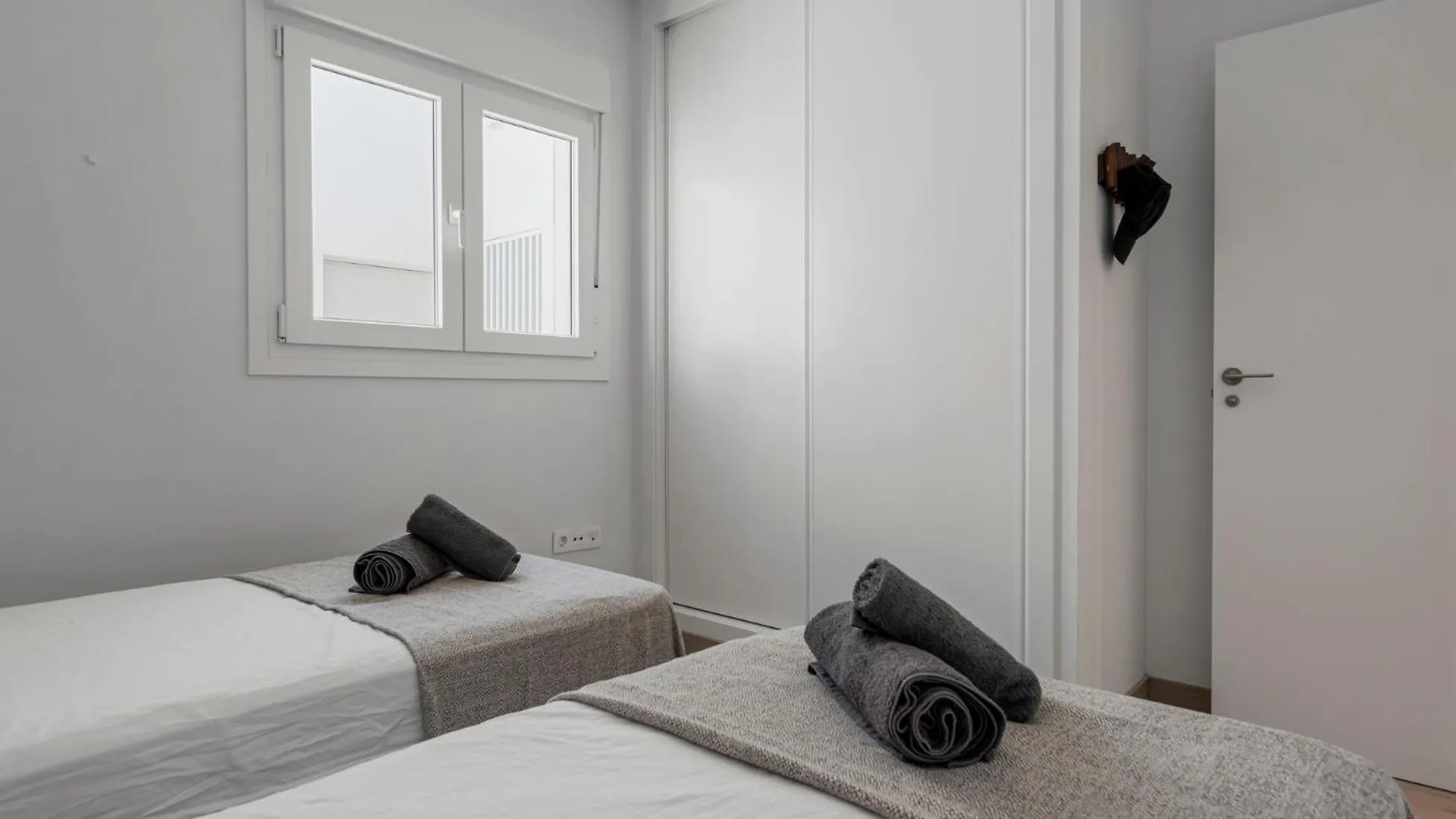 Casa Los Vecinos - Luxury Rooftop Penthouse Estepona Lejlighed