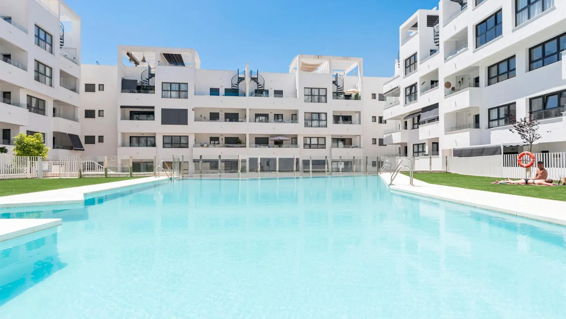 Apartment Casa Los Vecinos - Luxury Rooftop Penthouse Estepona